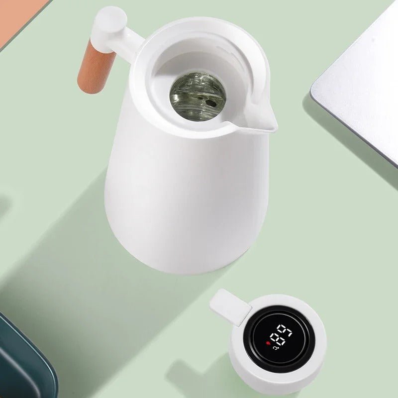 קנקן תרמי עם תצוגת טמפרטורה – נוחות מודרנית ושימוש פשוט