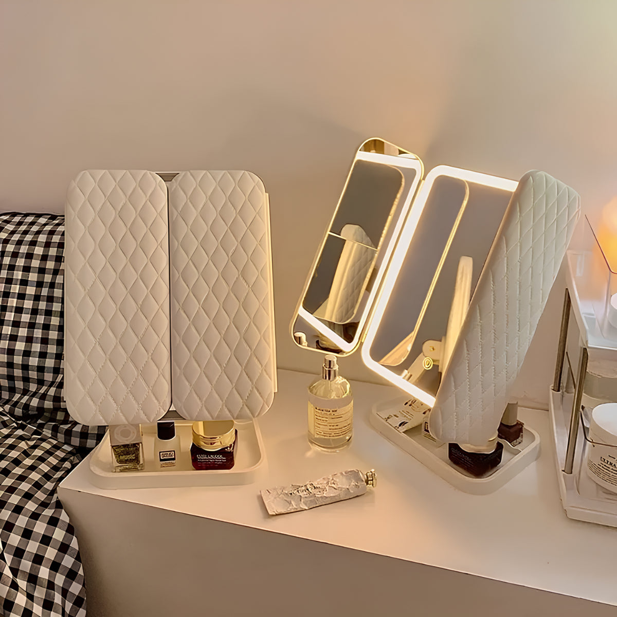 Inteligentne lustro — Oświetlenie LED i nowoczesny wyświetlacz