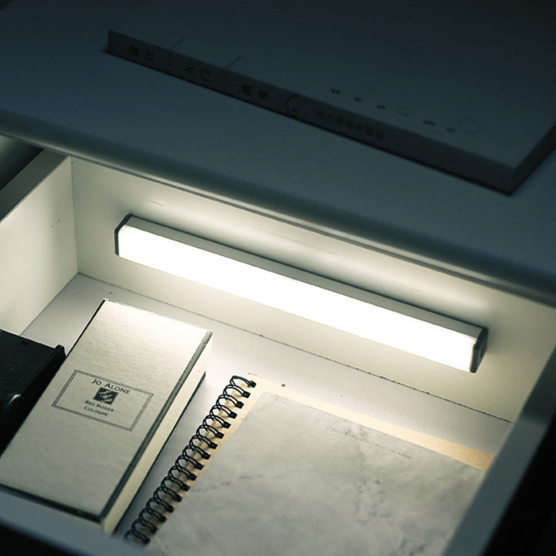 ライトバー — 動体検知機能付きスマート照明