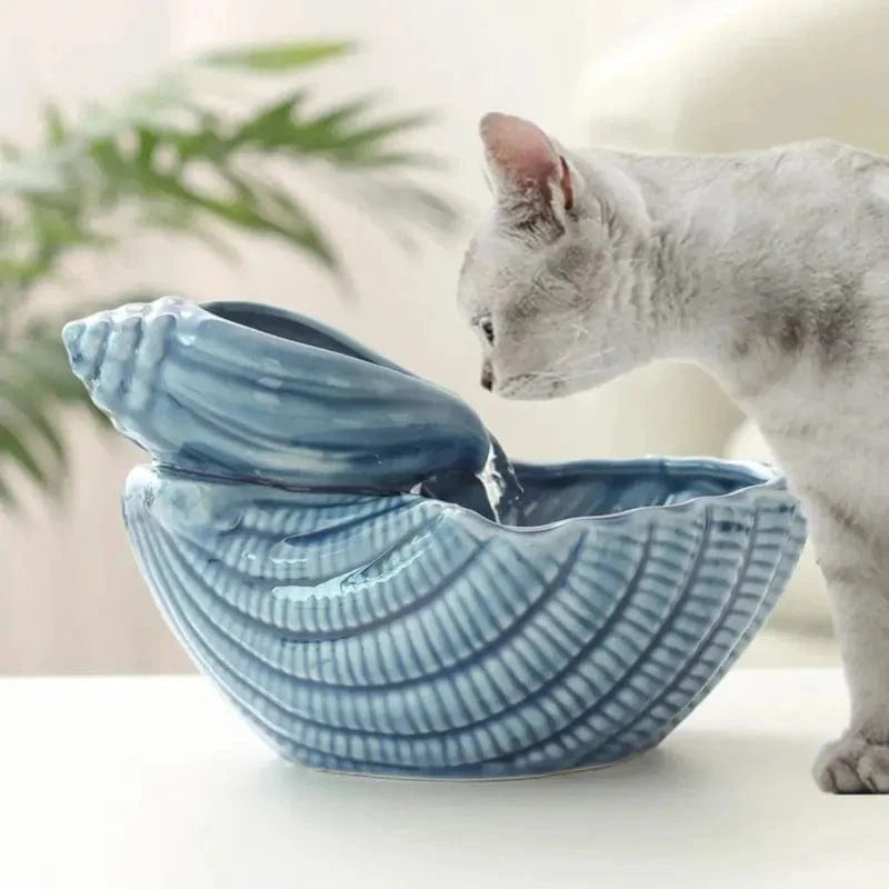 Fontana per gatti in ceramica – Eleganza e idratazione pura