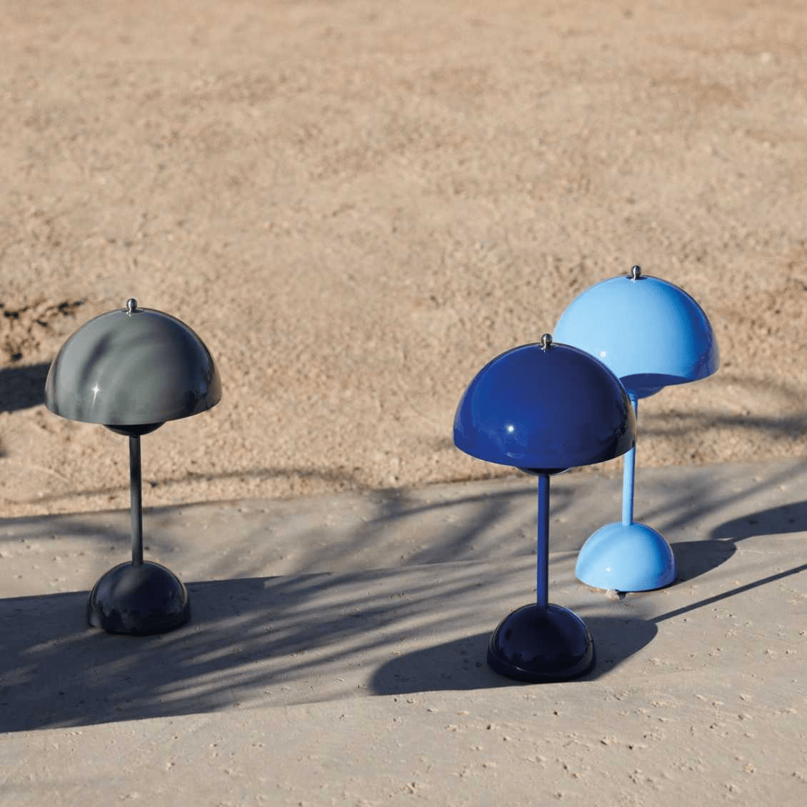 Lampada LED da Scrivania – Semplicità Moderna e Funzionalità