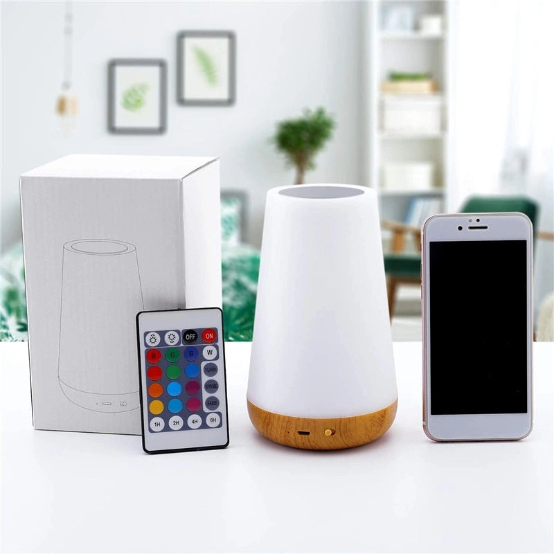 מנורת לילה מודרנית – עיצוב אלגנטי ופונקציונלי