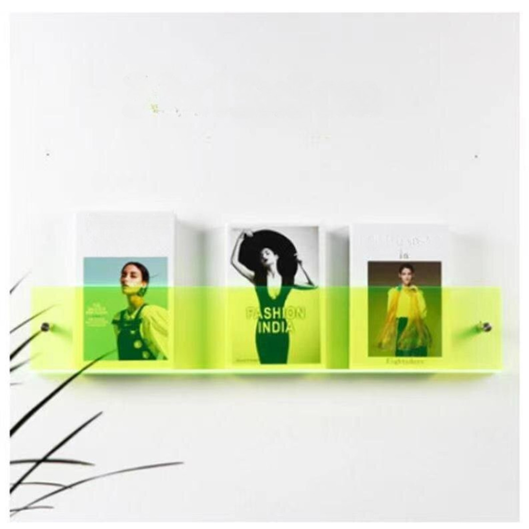 透明な壁掛け雑誌ラック - シックでモダンなデザイン