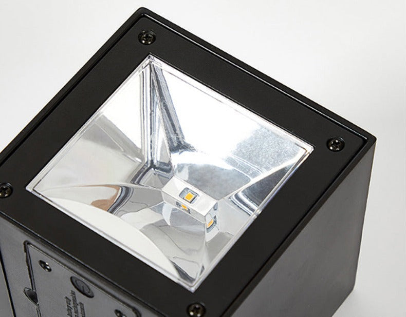 Lampe Solaire Murale Extérieure IP65 – Éclairage Durable Et Écologique