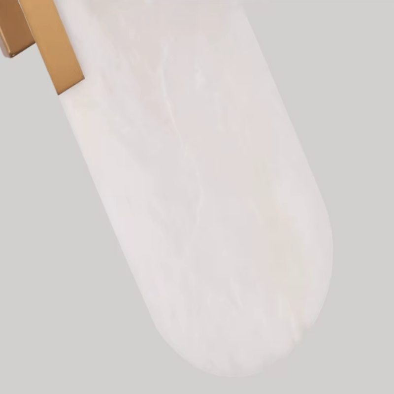 黒と金のLED壁灯 - モダンなエレガンスとシックなデザイン