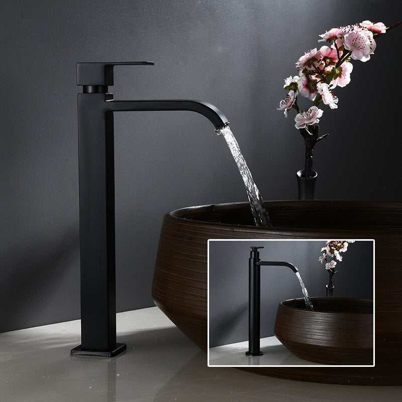 Grifo de lavabo elevado – Acabado elegante negro mate