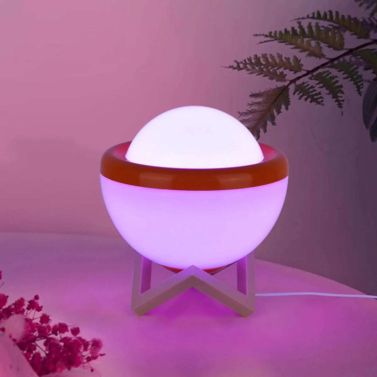 מנורת לילה בסגנון קלאסי – אלגנטיות ורכות מוארת