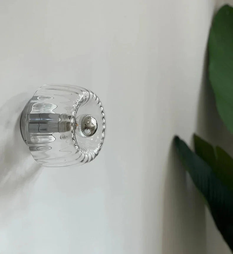 Seinävalaisin Design – Pohjoismainen tyyli ja rauhoittava valaistus 