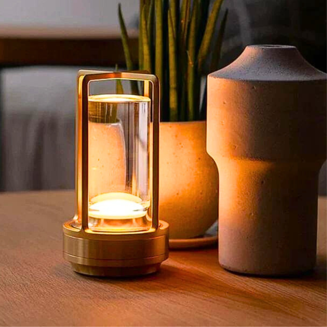 Rechargeable Table Lamp – Soft Light and Timeless Style 
