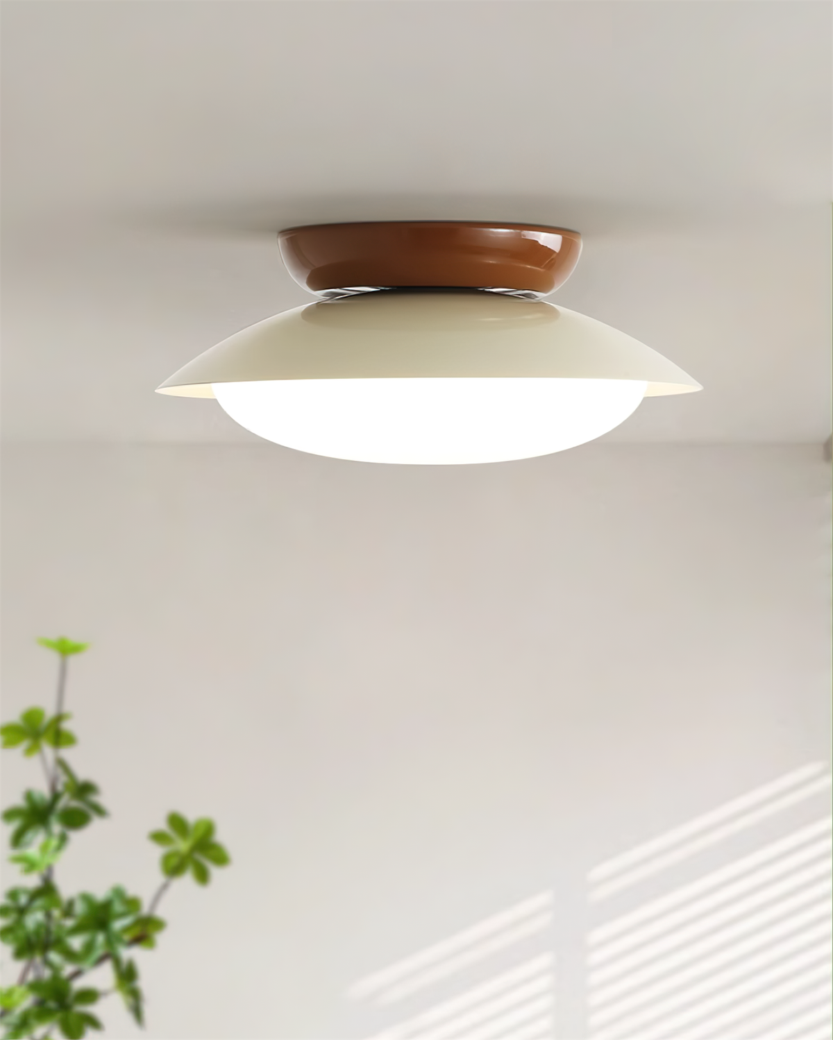 مصباح السقف الدائري LED - توهج طبيعي وأناقة متحفظة