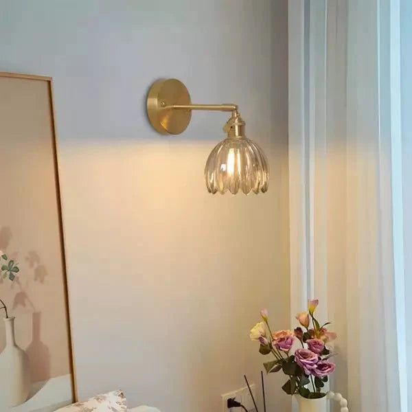 Aplique Decorativa de Pared – Flor en Capullo y Ambiente Romántico 