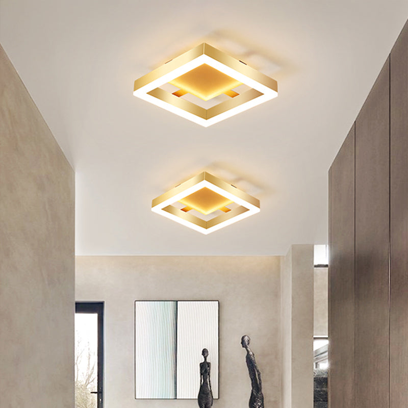 Plafoniera contemporanea - Forme eleganti e illuminazione uniforme