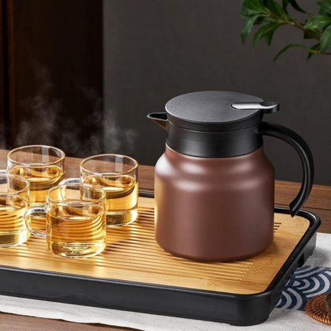 תיק תרמוס עם מסנן מובנה וציפוי קרמי – טעמים שמורים ואלגנטיות מודרנית 