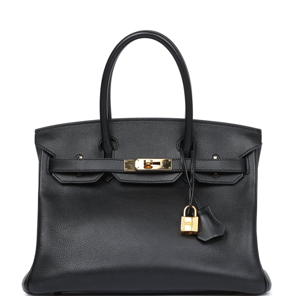 Luxury Handbag – Timeless Elegance and Careful Finish 
