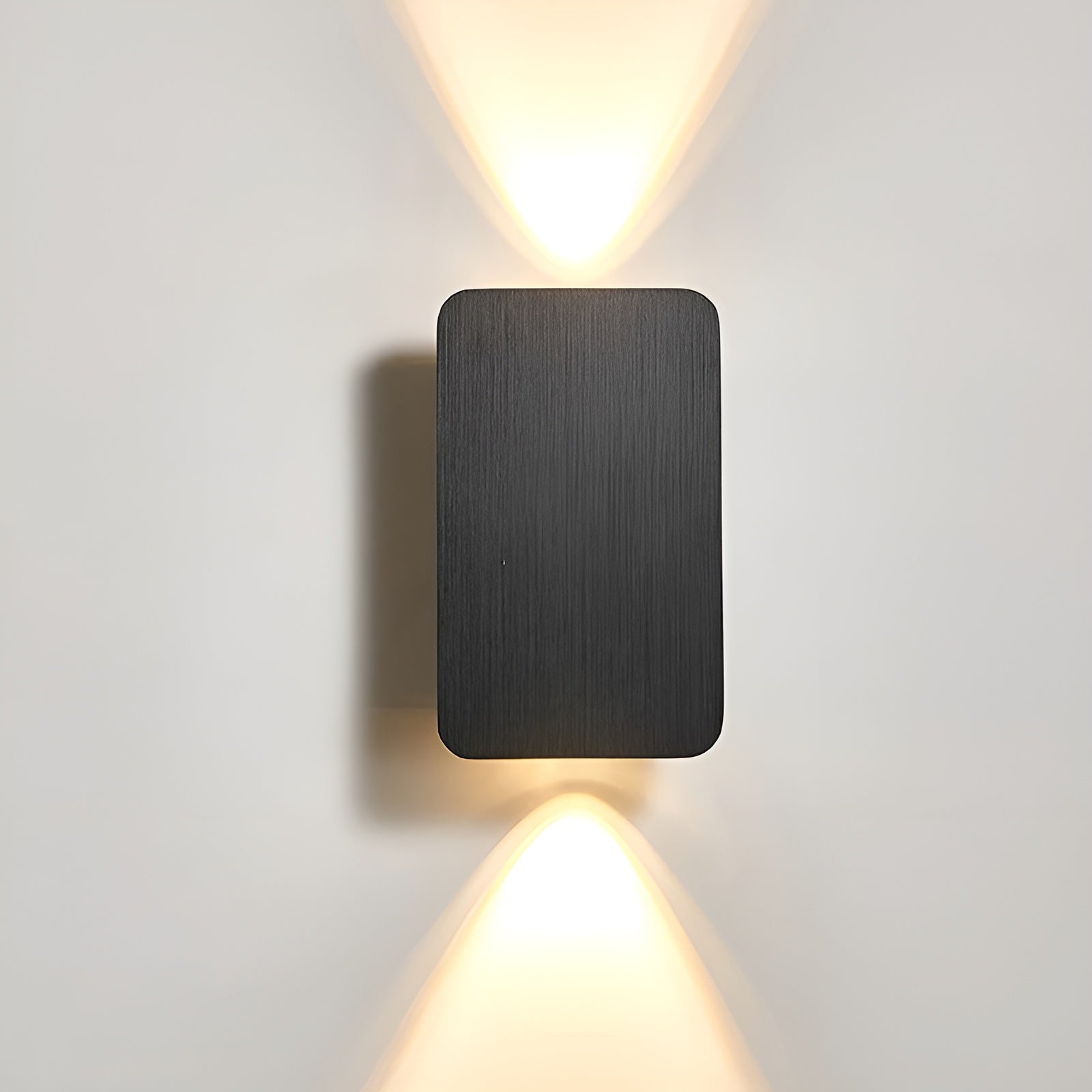 Aplique de Pared Led Minimalista – Luz Sutil y Línea Contemporánea 