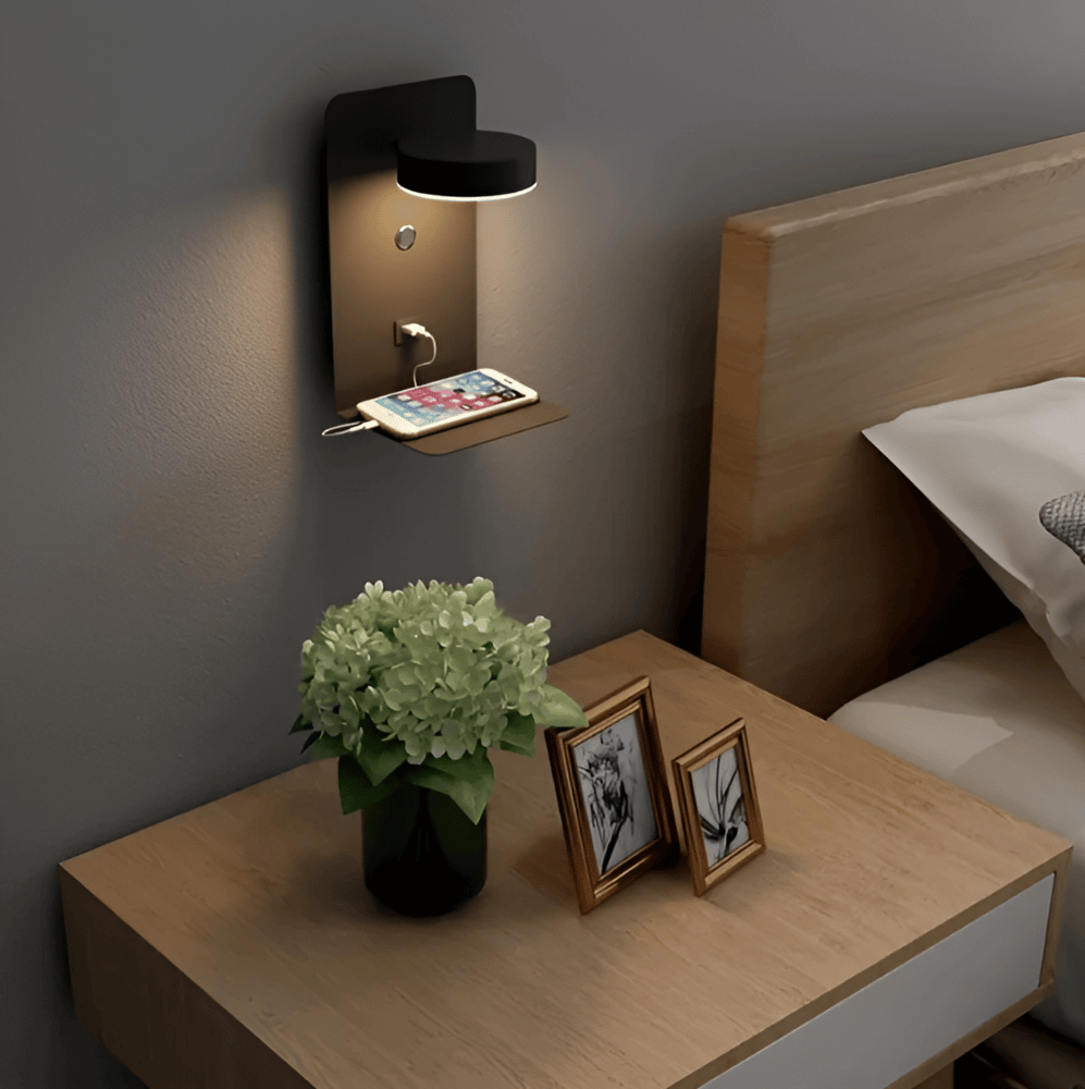 Nástěnné svítidlo Led s policí a USB portem - moderní design a funkce 2 v 1