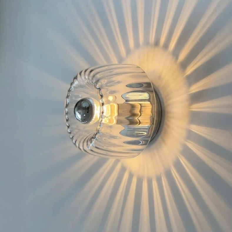 Seinävalaisin Design – Pohjoismainen tyyli ja rauhoittava valaistus 